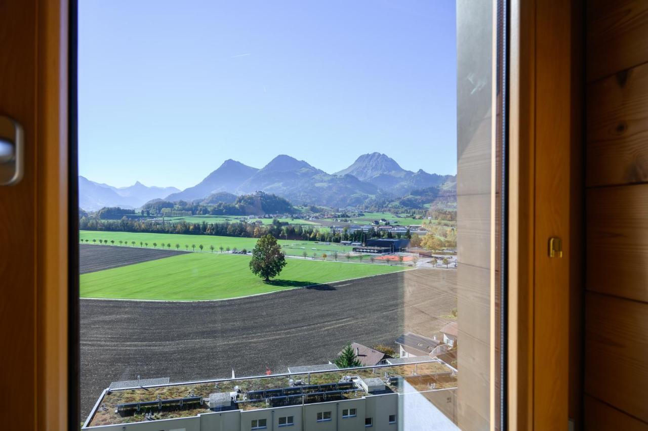 Les Montagnards Hotel Broc Luaran gambar