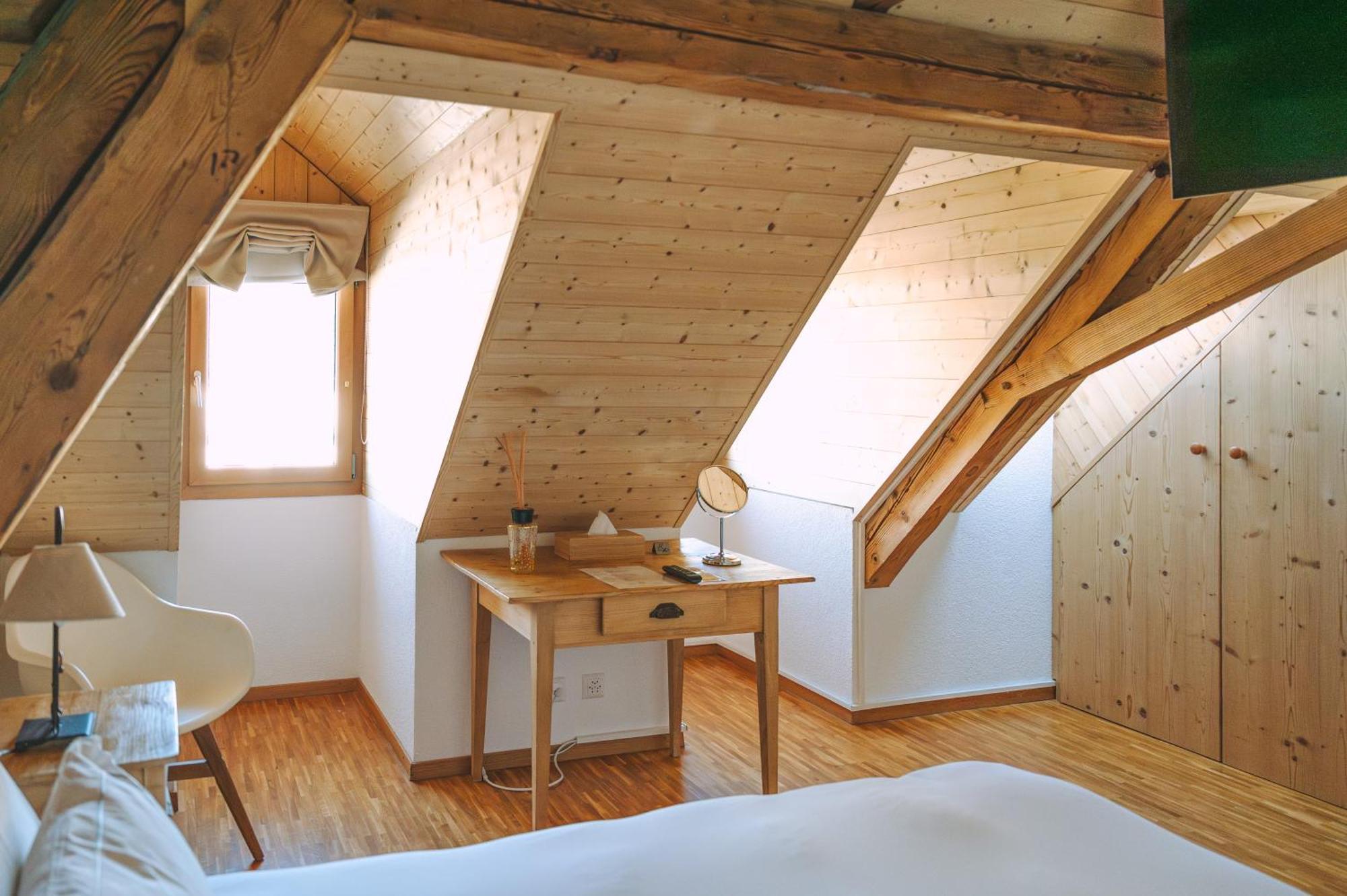 Les Montagnards Hotel Broc Luaran gambar