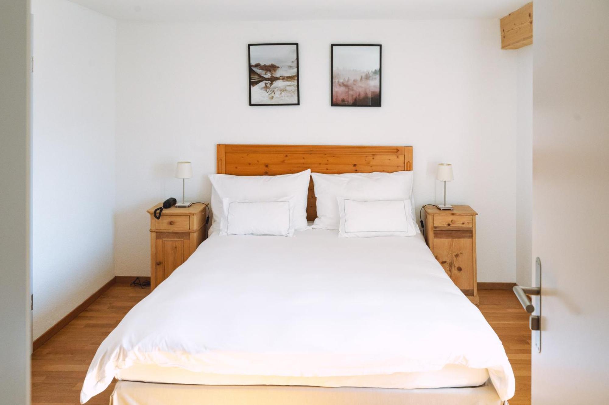 Les Montagnards Hotel Broc Luaran gambar